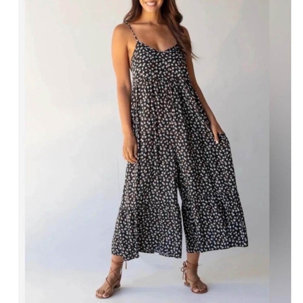 Natural Life Womens Jumpsuit M Jamie V Neck Black Floral Wide Leg Relaxed Boho